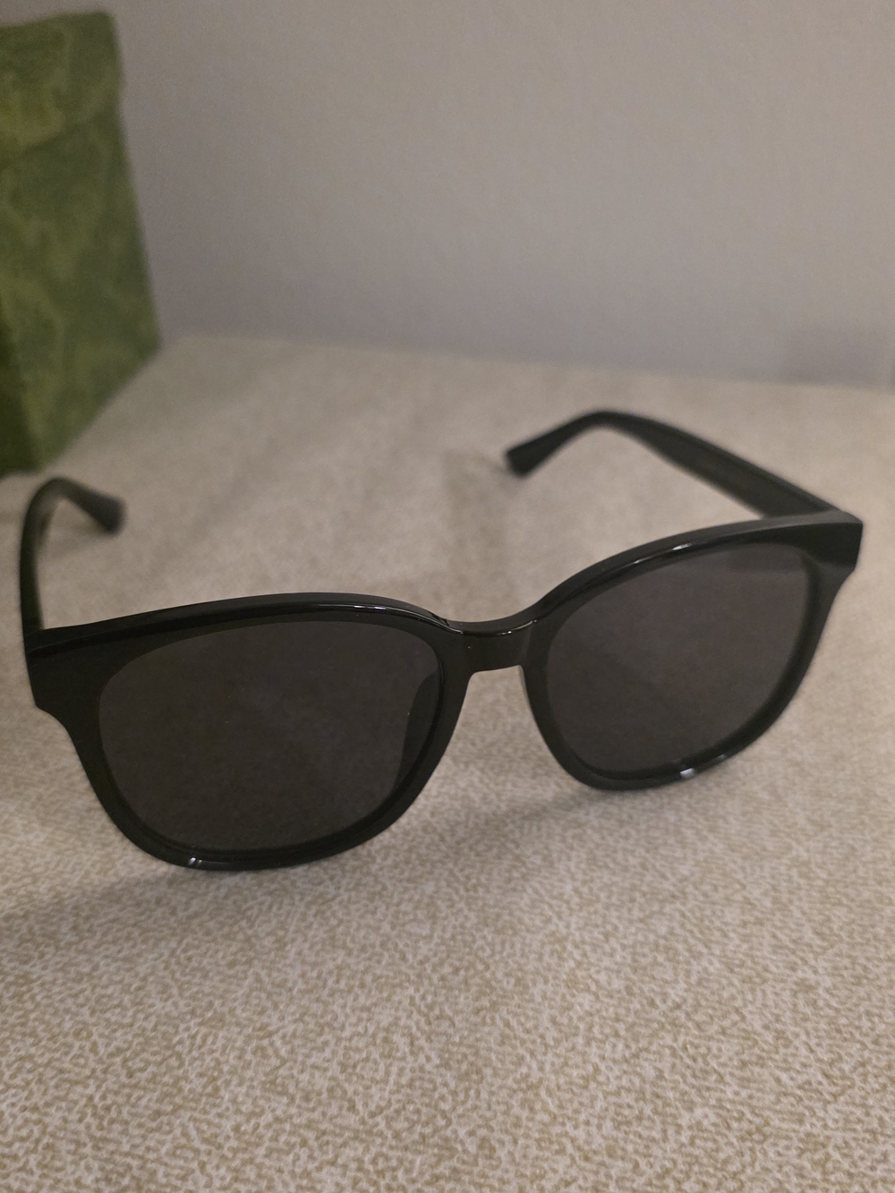 Source Unknown Black Women's Sunglasses